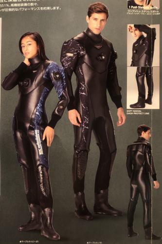 World Dive 2020 LIMITED EDITION DRY SUITS（ワールドダイブ2020限定 